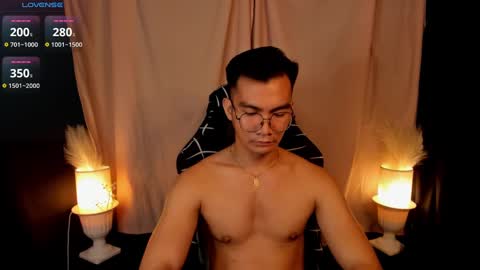 Bruce online show from February 19, 5:05 am