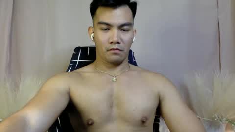 Bruce online show from December 12, 3:10 am