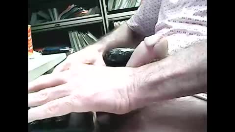 01quebecboy69 online show from April 28, 7:29 pm