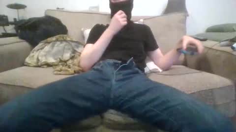 Snapshot of 029719 chatting on October 25, 10:10 pm Cute boi online show from October 25, 10:10 pm