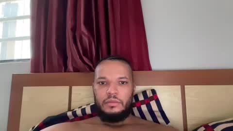 Snapshot of 0_kingsley chatting on December 19, 12:23 pm Kingsley online show from December 19, 12:23 pm