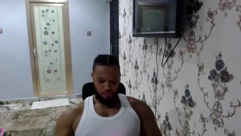 Snapshot of 0_kingsley chatting on January 21, 8:43 pm Kingsley online show from January 21, 8:43 pm