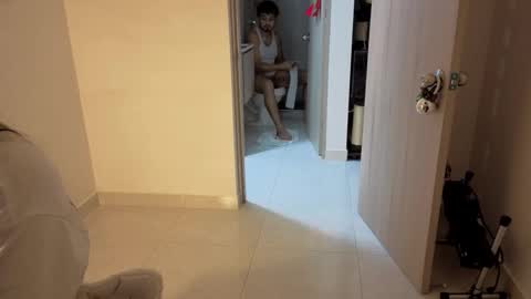 Steven  e online show from December 2, 2:21 am