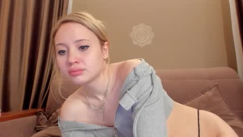 Snapshot of 0oo_ooo chatting on October 22, 12:47 am 0oo_ooo online show from October 22, 12:47 am