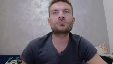 10in_deluxe online show from December 20, 7:54 pm