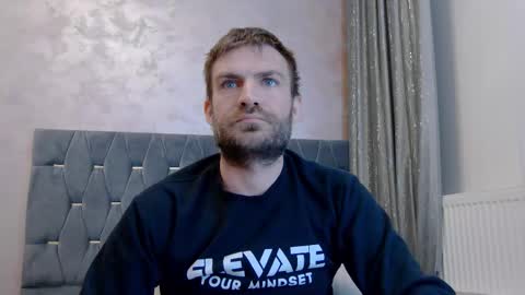 10in_deluxe online show from March 8, 8:51 am