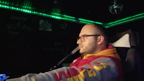 Snapshot of 11anonymus11 chatting on October 28, 10:33 pm 11anonymus11 online show from October 28, 10:33 pm