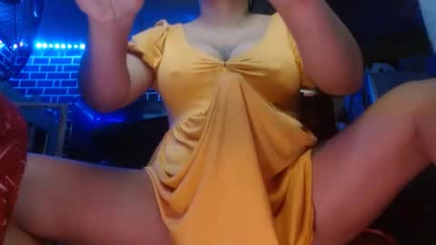 Snapshot of 11inchmonstercock4u chatting on September 26, 11:02 pm  i am trixie im Your Selfsucking Mistress  online show from September 26, 11:02 pm