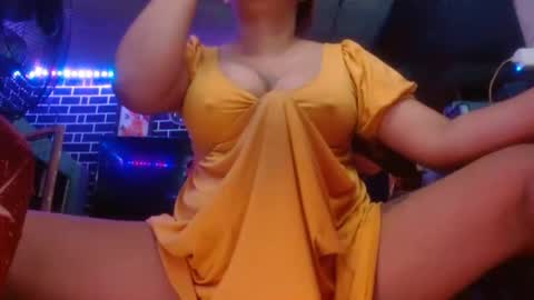 Snapshot of 11inchmonstercock4u chatting on October 2, 2:10 am  i am trixie im Your Selfsucking Mistress  online show from October 2, 2:10 am