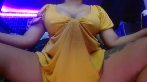 Snapshot of 11inchmonstercock4u chatting on October 21, 2:54 pm  i am trixie im Your Selfsucking Mistress  online show from October 21, 2:54 pm