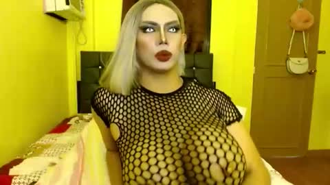 HUGECOCK online show from April 14, 9:45 am