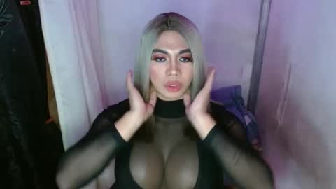 HUGECOCK online show from February 15, 11:17 am