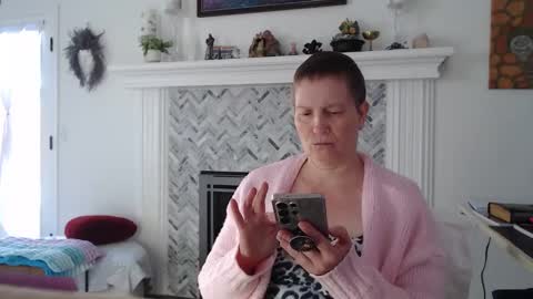 Aurora Willows online show from February 21, 5:27 pm