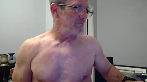 13glanmorfa online show from February 7, 6:05 am