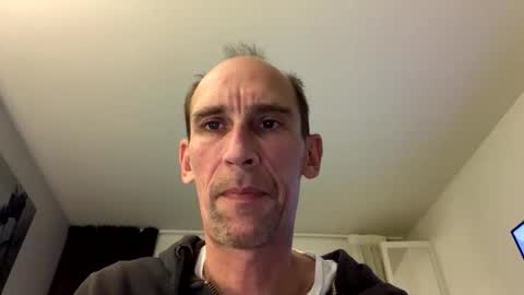 14at213 online show from March 31, 6:52 pm