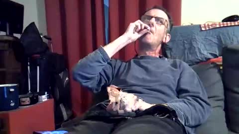18remy45 online show from April 28, 4:55 pm