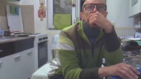 1973man online show from February 11, 7:07 pm