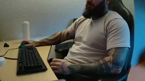 19andre90 online show from November 26, 8:33 am