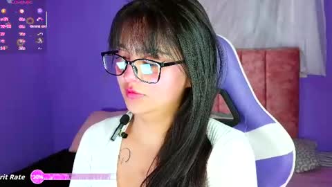 1_scarllet_ online show from June 15, 1:25 pm