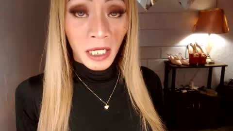 angel online show from April 14, 8:01 pm