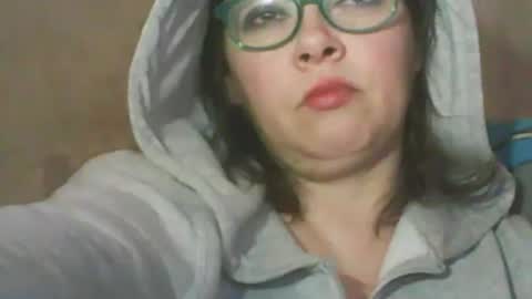 Snapshot of 1deluxepussy chatting on February 8, 5:51 am Deluxepussy online show from February 8, 5:51 am
