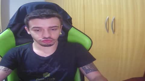 1good_vibes1 online show from February 5, 7:01 am