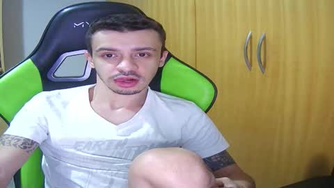 1good_vibes1 online show from March 18, 4:29 am