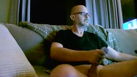 1hotbaldguy online show from March 17, 6:29 am