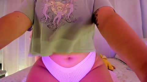 laiaa rivas online show from May 7, 2:29 am