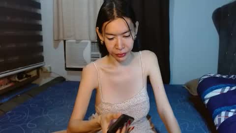 1perfectmodel online show from April 22, 5:20 pm