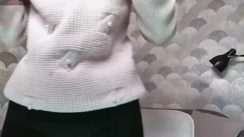 Rei online show from October 26, 1:23 pm