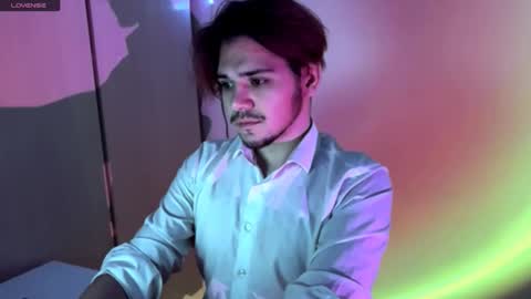 1roberttt online show from January 8, 12:49 am