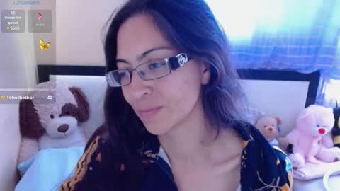 paola online show from March 11, 9:59 pm