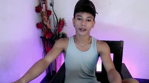 1sweetloverxx online show from March 3, 12:23 pm