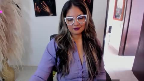 1wayra online show from March 8, 2:08 pm