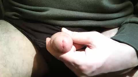 2001uwuk online show from February 11, 11:08 pm