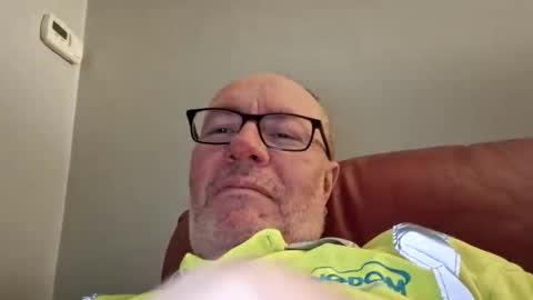 211skoosh online show from February 10, 5:05 pm