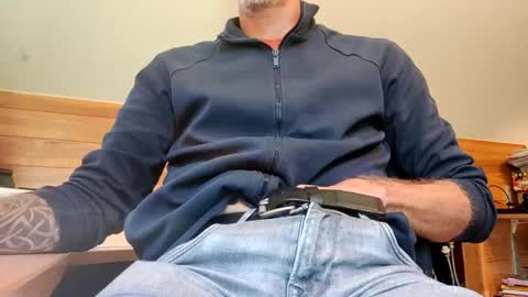 22_acacia_avenue online show from September 11, 12:06 pm