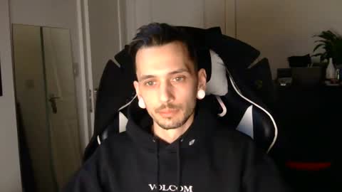 2323gary online show from February 23, 5:18 pm