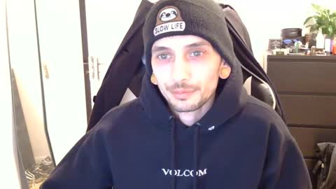 2323gary online show from March 6, 7:32 pm