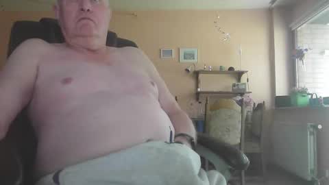 29famila online show from October 14, 11:24 am