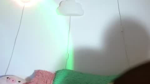 Eva online show from July 18, 1:24 pm