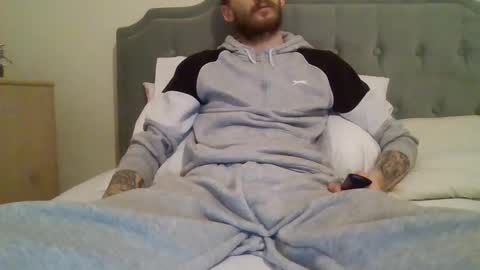 420feetloverr420 online show from March 4, 4:48 pm