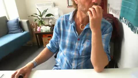 Snapshot of 555tony555 chatting on February 26, 3:46 am 555tony555 online show from February 26, 3:46 am