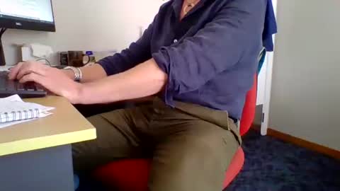 Snapshot of 555tony555 chatting on December 2, 1:40 am 555tony555 online show from December 2, 1:40 am