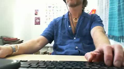 Snapshot of 555tony555 chatting on January 16, 9:40 pm 555tony555 online show from January 16, 9:40 pm