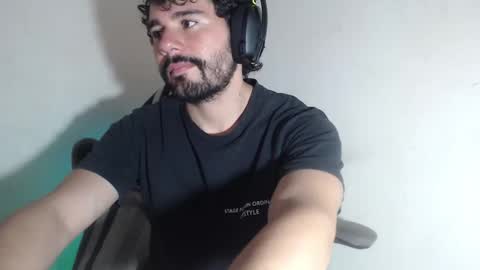 Nathan online show from December 5, 5:33 pm