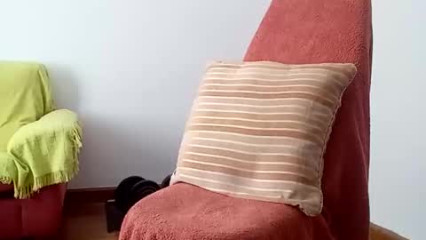 69angelito69 online show from May 22, 2:35 pm