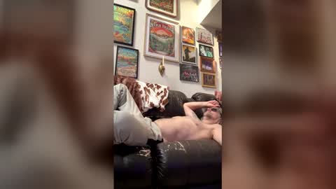 74mistert online show from April 7, 8:44 pm