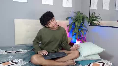 777_jmz online show from February 18, 10:58 pm